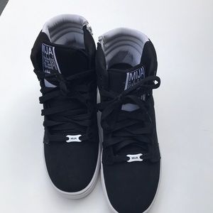 Uptown Mija Heelys Men’s Size 8 Rollers